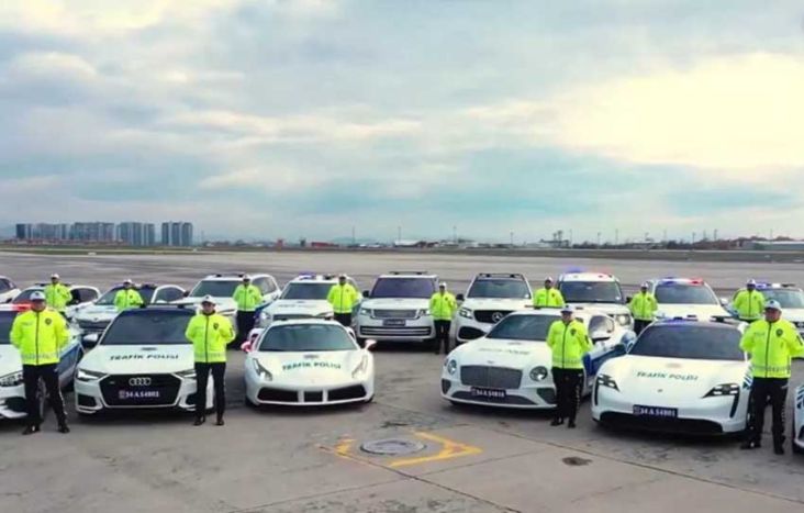 Polisi Turki Sita 23 Ferrari, Bentley, juga Porsche Milik Gembong Narkoba, Diubah Jadi Kendaraan Dinas Mewah